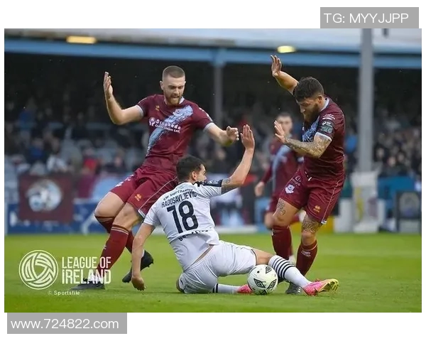 艾维赫达与莱的精彩对决揭示了足球战术的深度与魅力 艾维赫达与莱的精彩对决揭示了足球战术的深度与魅力