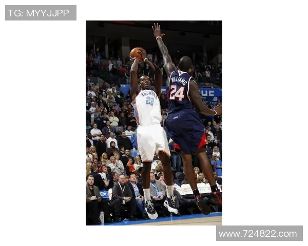 2017年11月雷霆与勇士精彩对决回顾全场比赛亮点与精彩瞬间分析