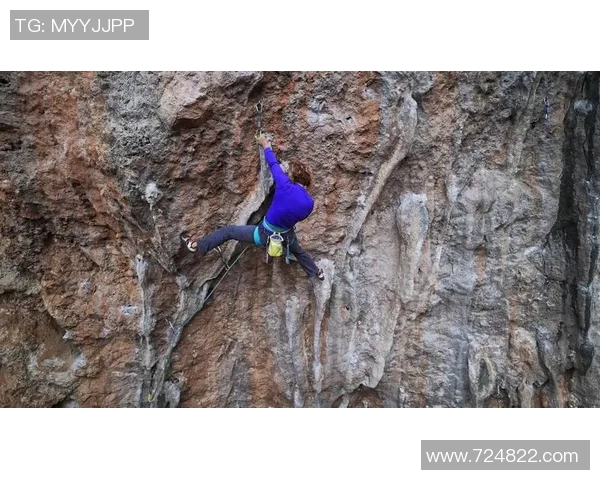 杭州攀岩队的训练节奏与攀岩热点的深度解析 杭州攀岩队的训练节奏与攀岩热点的深度解析